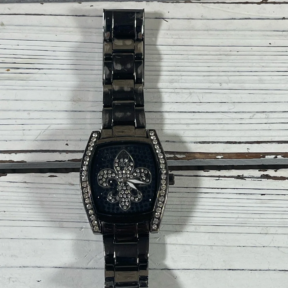 *NEW BATTERY* BKE watch fleur-de-lis Lily Saints Rhinestone Gunmetal Black Steel